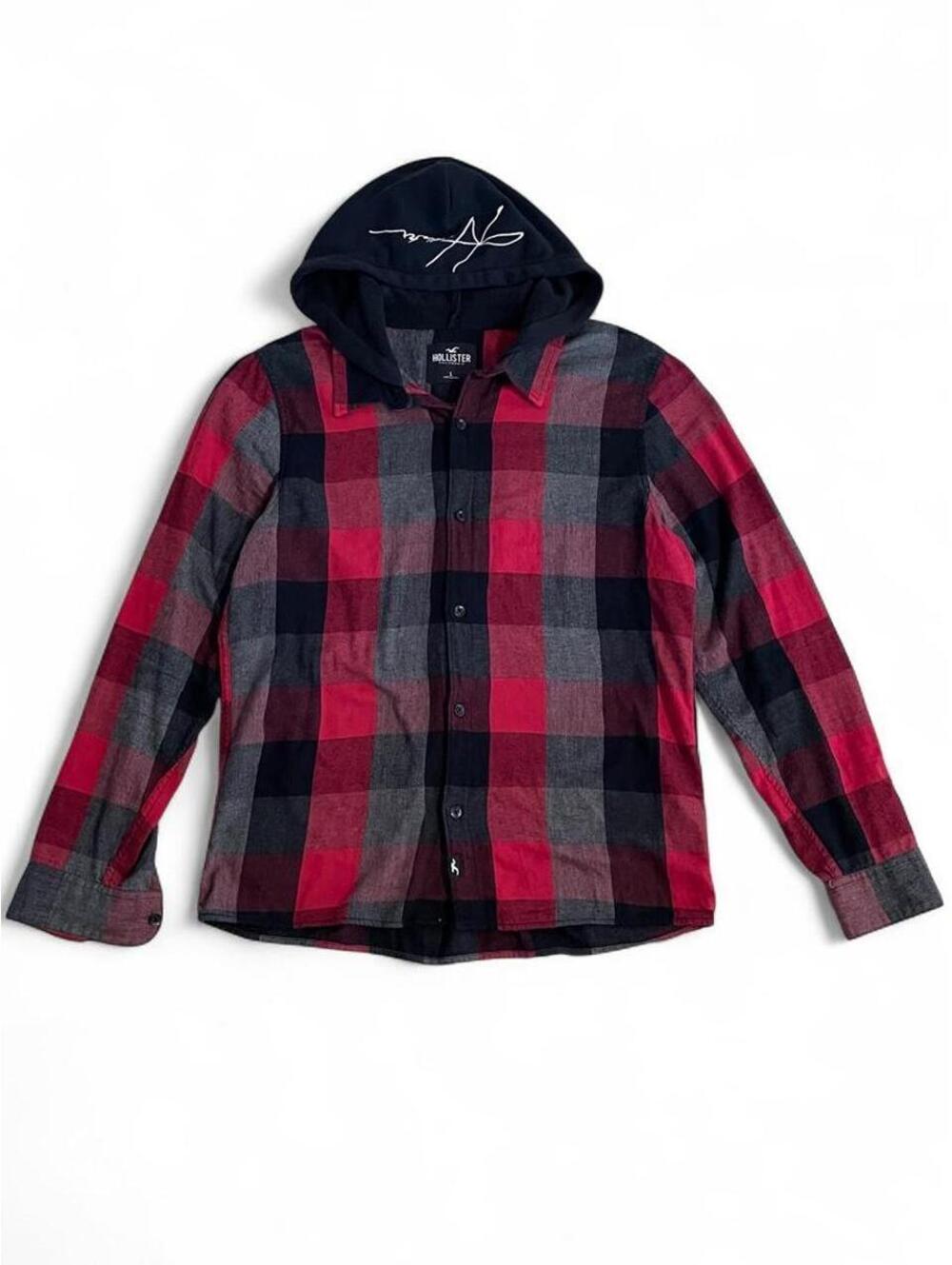 Hollister Co. red, black, and gray plaid flannel hoodie in a L